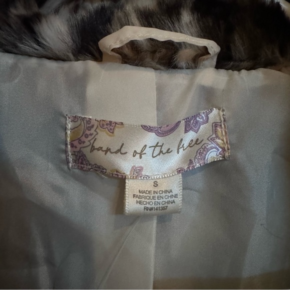 Band Of The Free‎ / NWT / Wildcat Faux Fur Crop Jacket / Ivory & Black - Picture 8 of 8